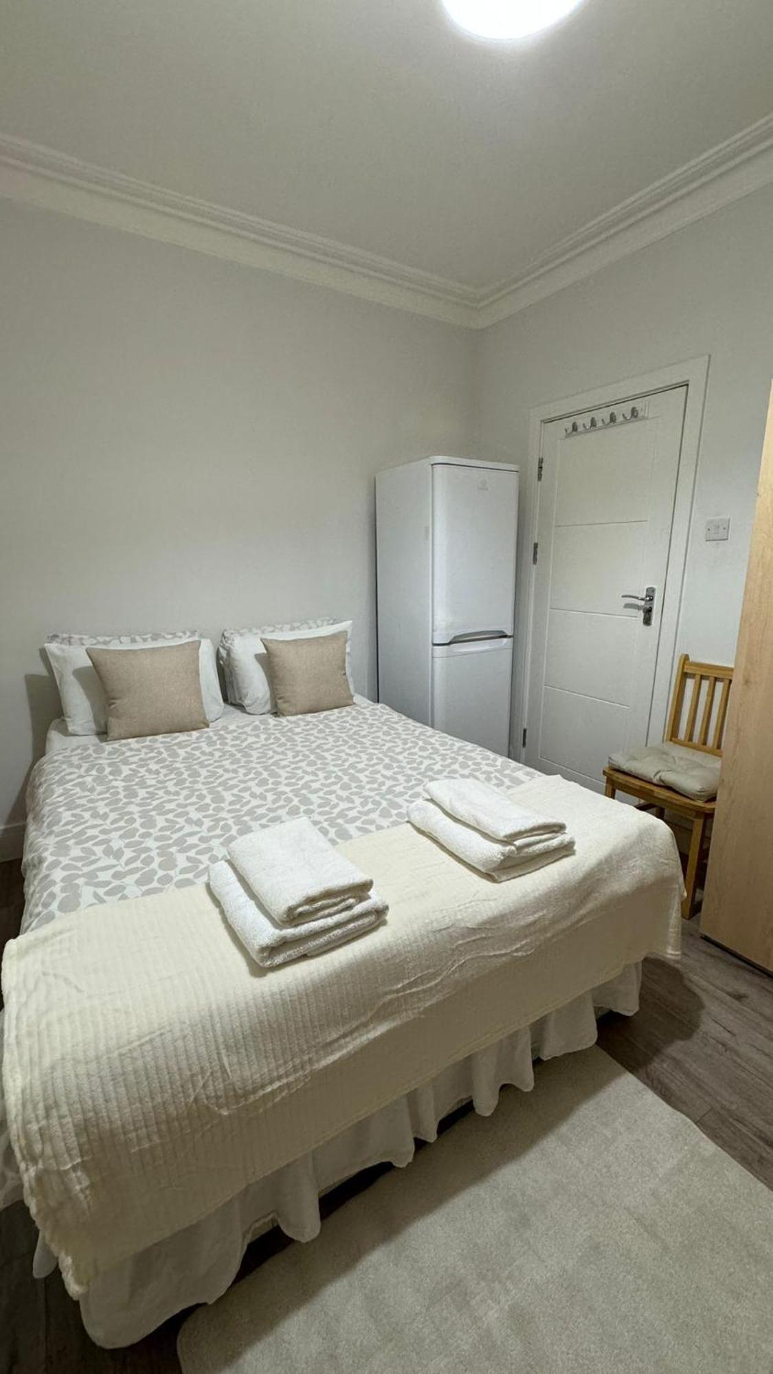 Spacious Double Room In Greater Λονδίνο Εξωτερικό φωτογραφία